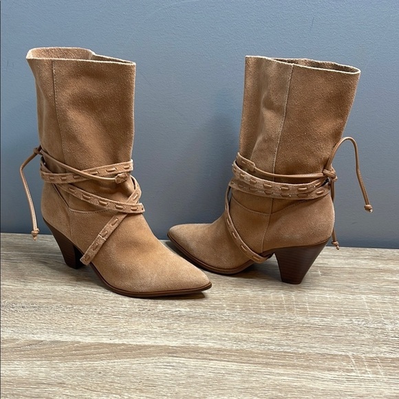 Schultz NWT Portia Honey Peach Suede Western Boots Wrapped Belt Pointed Toe 5.5 - Picture 12 of 12